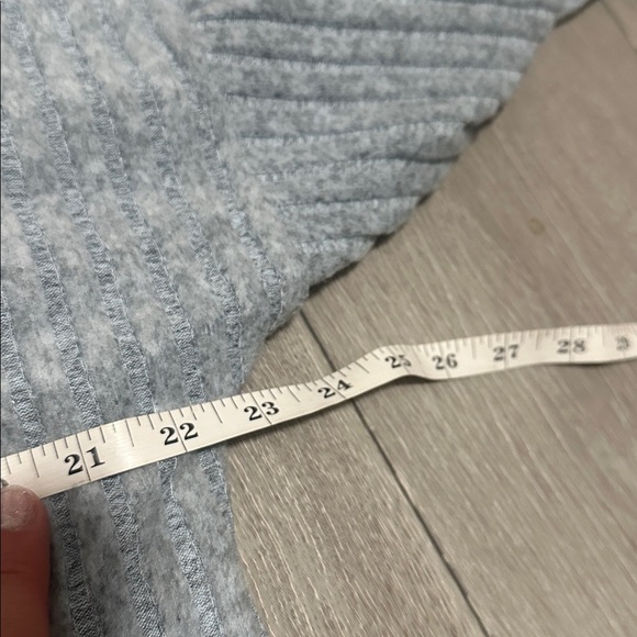 Women’s Gray Button-Up Sweater size Large - Picture 6 of 8